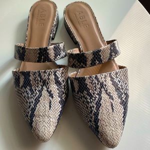ABLE Snakeskin Slides size 10